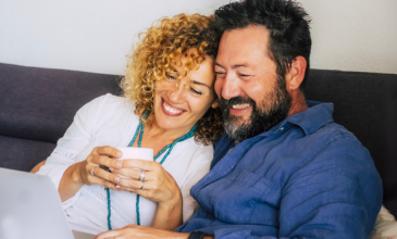 Putting money into a Moonjar